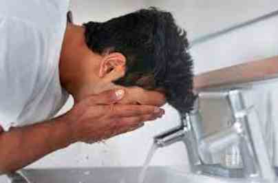 Cara Mencuci Muka yang Benar Bagi Pria Untuk Dapat Hasil Maksimal